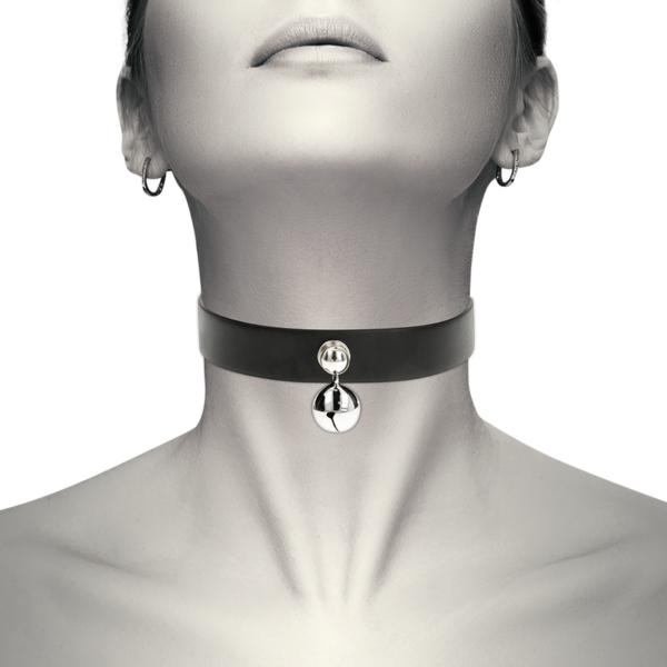 Coquette Chic Desire - Collar Cuero Vegano Accesorio Woman Cascabel - Imagen 2