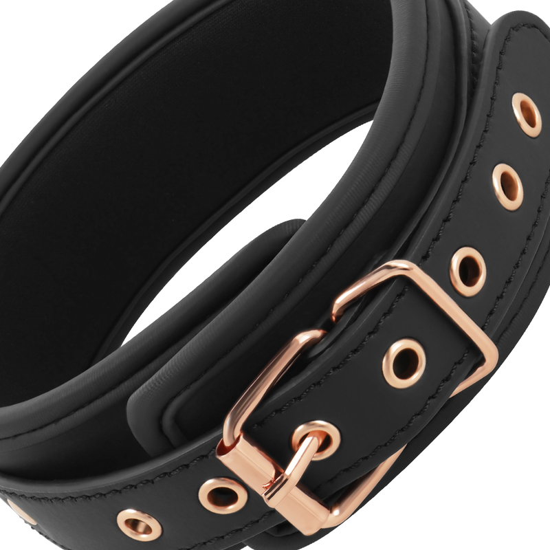 Coquette Chic Desire - Fantasy Collar Cuero Vegano Con Correa Y Forro De Neopreno 6 Coquette Chic Desire - Fantasy Collar Cuero Vegano Con Correa Y Forro De Neopreno - Imagen 6