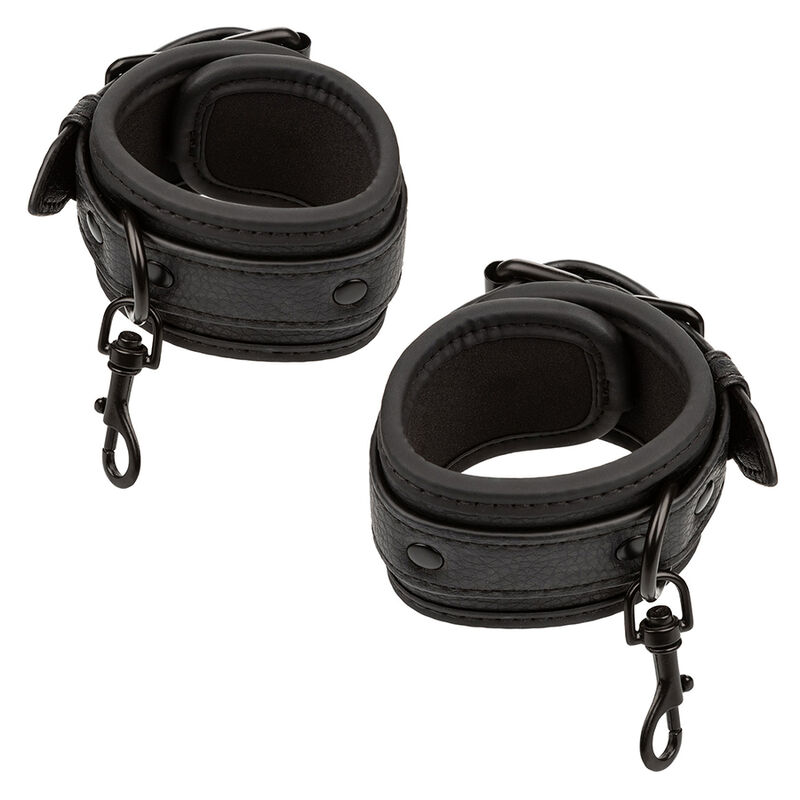 Calexotics - Nocturnal Conector Hog Tie Cuero Ajustable Negro 3 Calexotics - Nocturnal Conector Hog Tie Cuero Ajustable Negro - Imagen 3