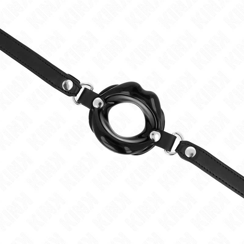 Kink - Mordaza Labial 8 Cm Con Correa De Polipiel Negro 63 X 2 Cm Ajustable 39-58 Cm 4 Kink - Mordaza Labial 8 Cm Con Correa De Polipiel Negro 63 X 2 Cm Ajustable 39-58 Cm - Imagen 4